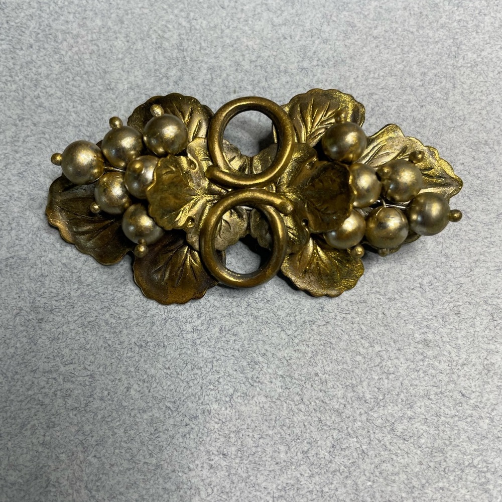 Duo Of Grape Bunches Bar Brooch Pin Antiqued Gold Tone Vntg Victorian Revival